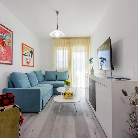 Apartment Nena *
